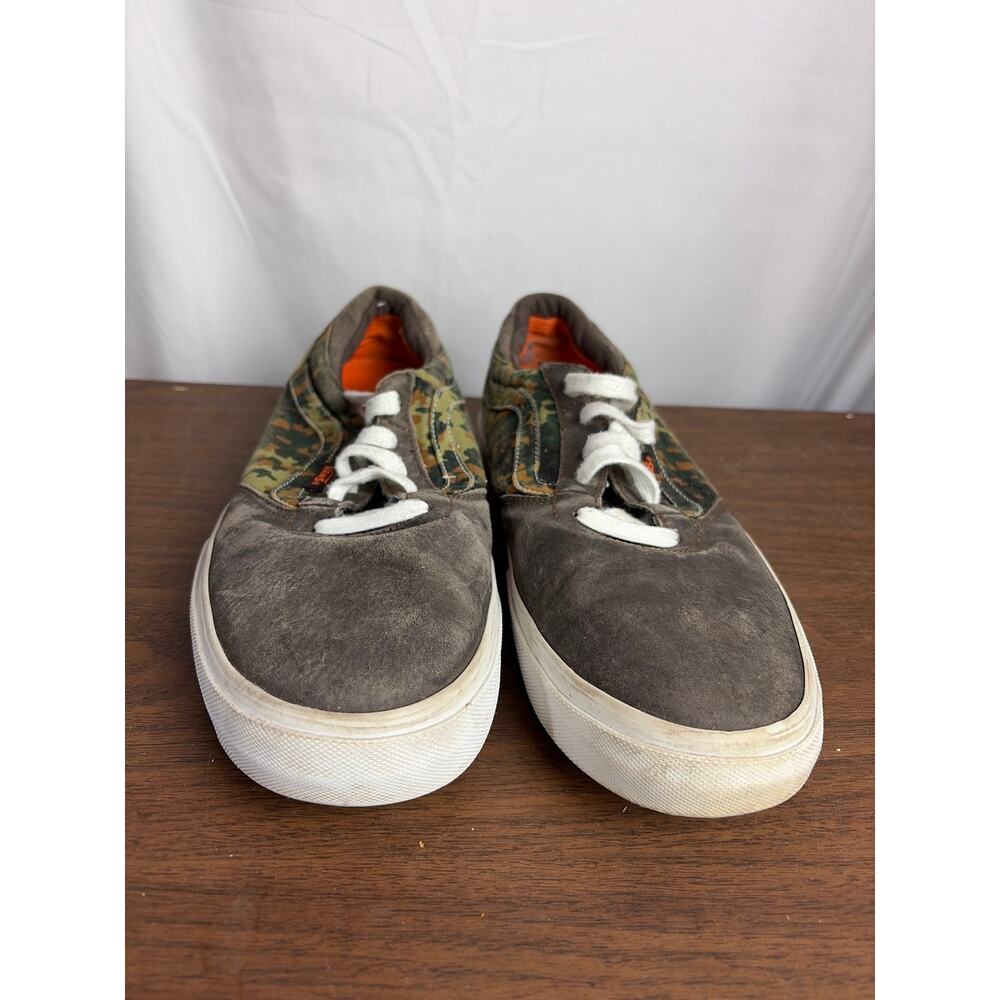 Vans Glibert Crockett Pro Men SIze 11.5 Brown Suede Digital Camo Skate Shoes